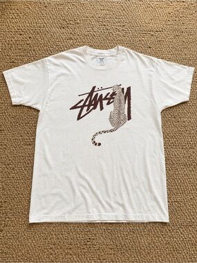 Cream Short-Sleeve Tee with Brown Leopard Graphic T-shirt